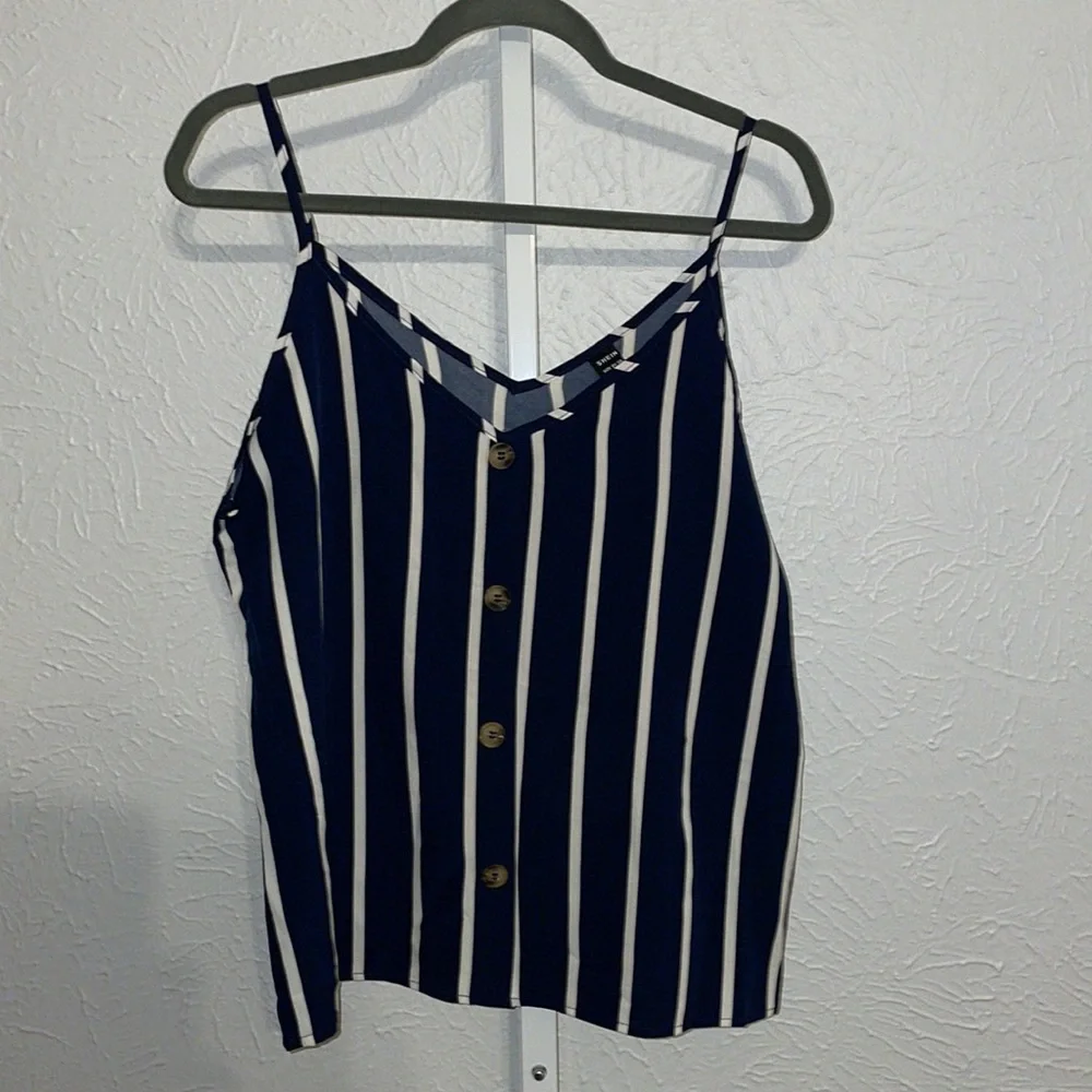 Shein Blue and White Stripes Large - Picture 1 of 6